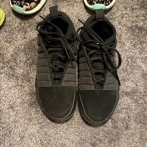 adidas Men's Black Quilted Sneakers